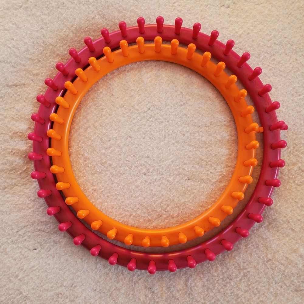 Round Hand Knitting Looms, 2 Pcs